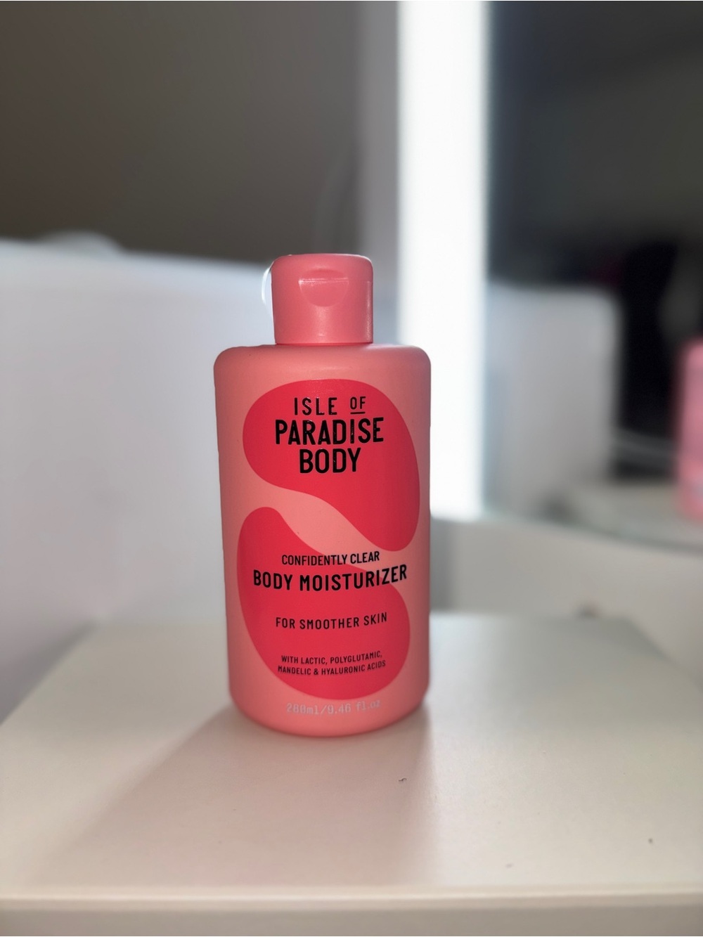 Isle of Paradise Pink Body Moisturizer - Confidently Clear